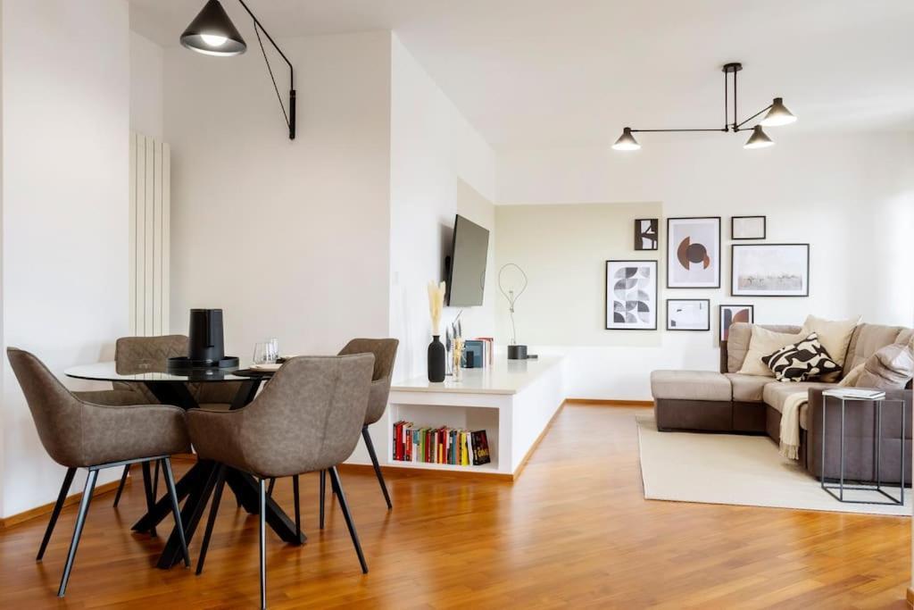 Exclusive Penthouse With 60 M2 Panoramic Terrace Apartment Perugia Bagian luar foto